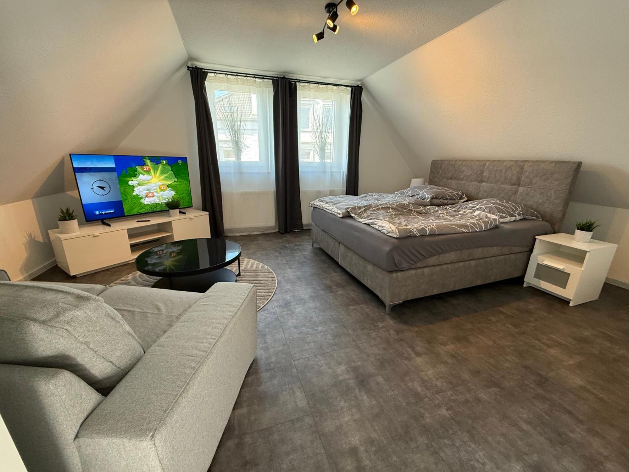 Fachwerkhaus Mit 2 Getrennten Schlafzimmern, Wohnzimmer Und Kueche Bückeburg エクステリア 写真