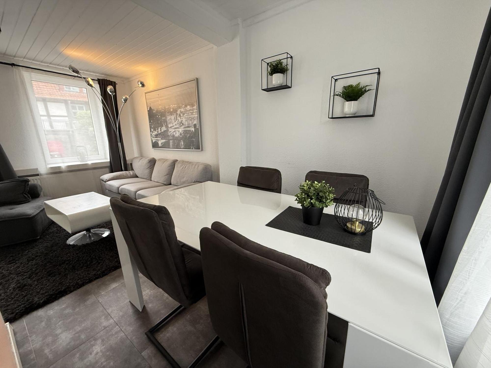 Fachwerkhaus Mit 2 Getrennten Schlafzimmern, Wohnzimmer Und Kueche Bückeburg エクステリア 写真